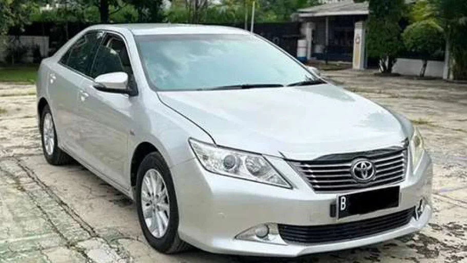 Harga Sedan Bekas Mewah