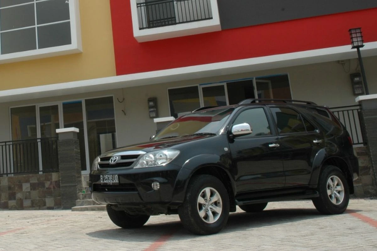 Tips Beli Toyota SUV Bekas