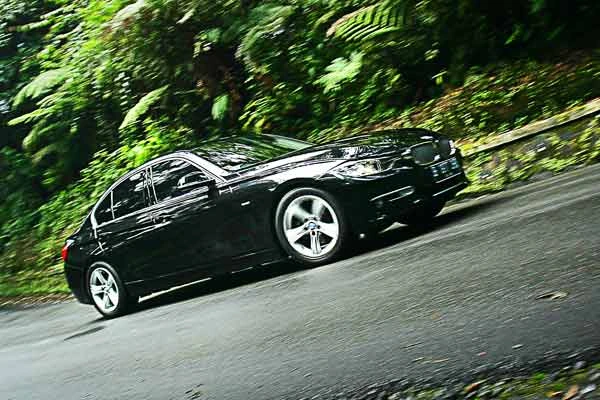 Mobil bekas Tangguh