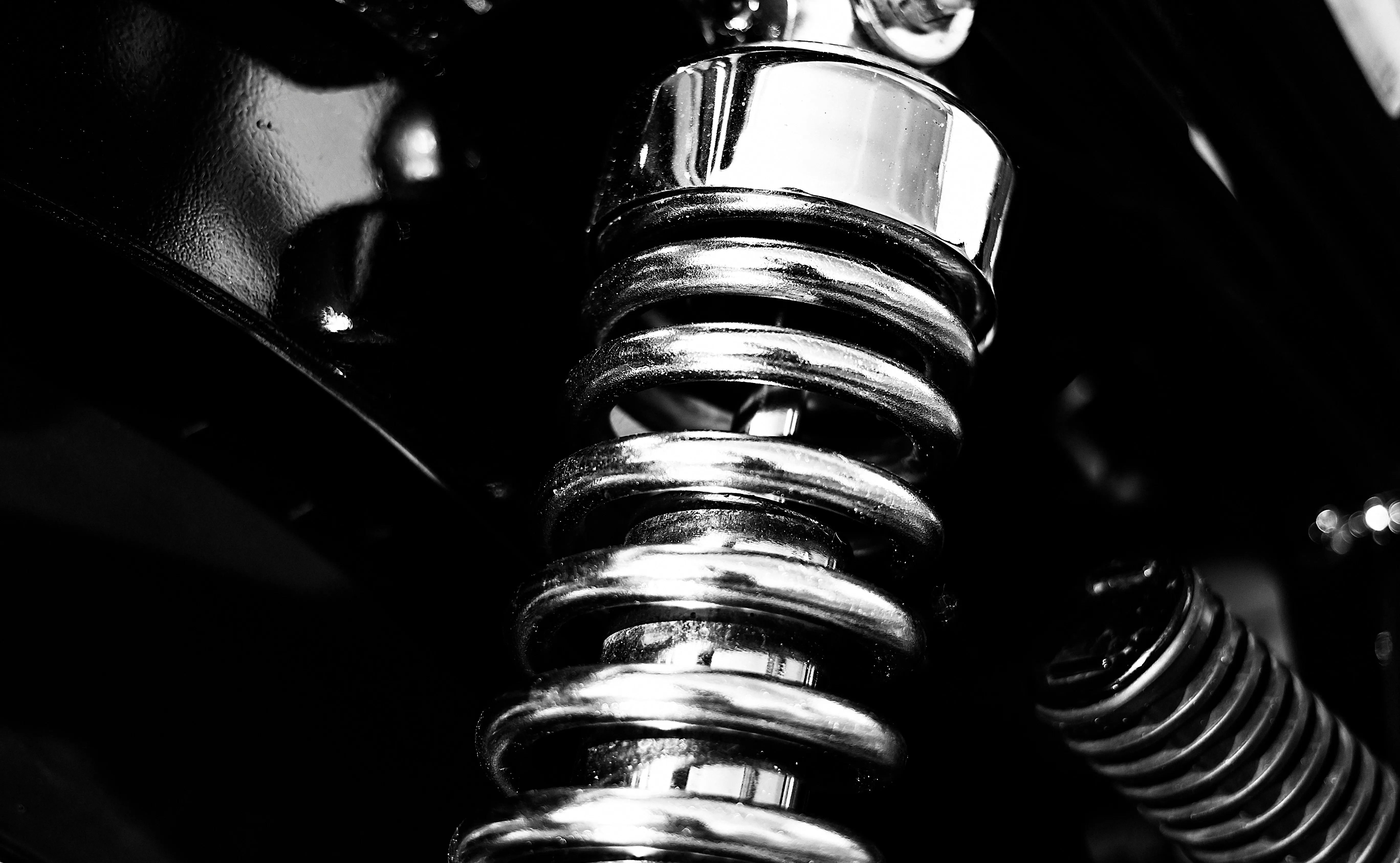 gambar suspensi mobil